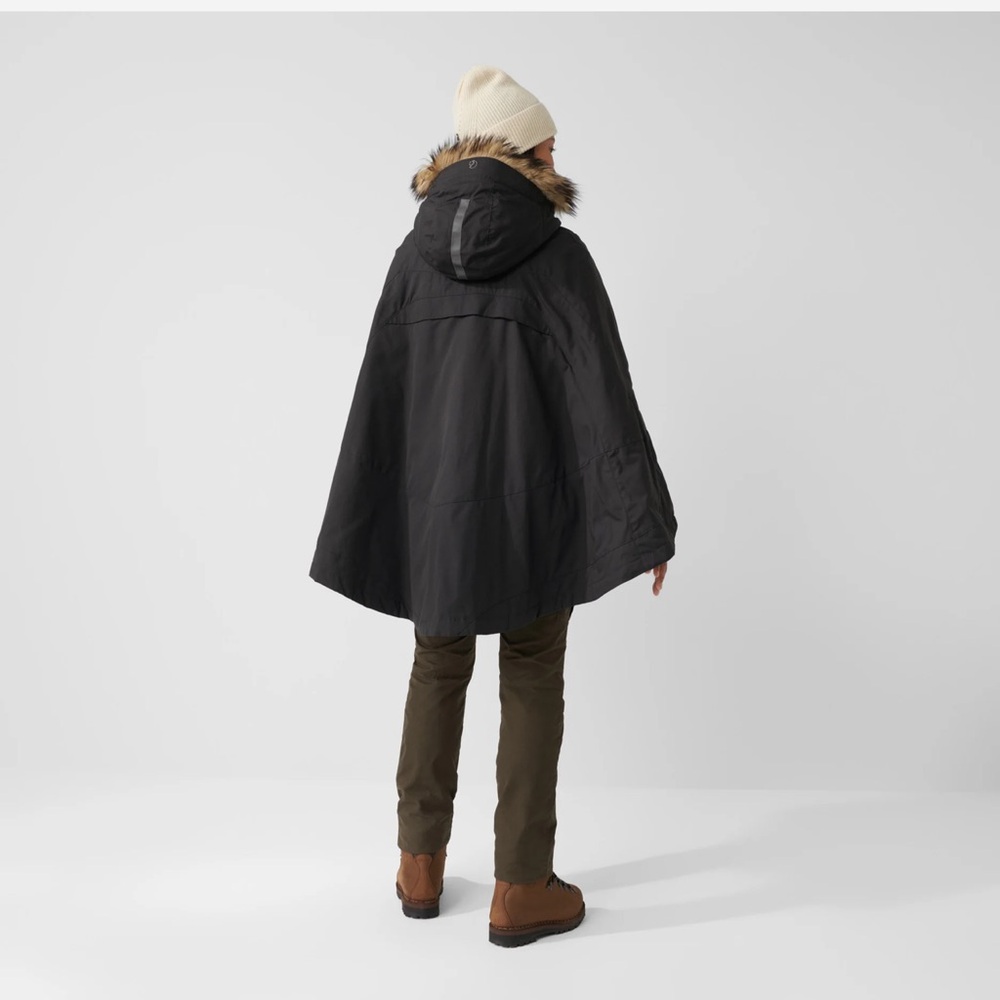 Fjallraven “Luhkka” Women’s Cape with Faux Fur Hood NWOT - Picture 3 of 16